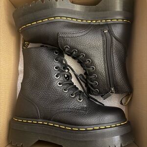Dr. Martens JADON III BOOT PISA LEATHER PLATFORMS